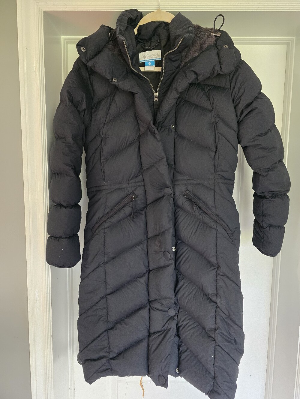 Columbia Women's Black Long Puffer Coat with Hood